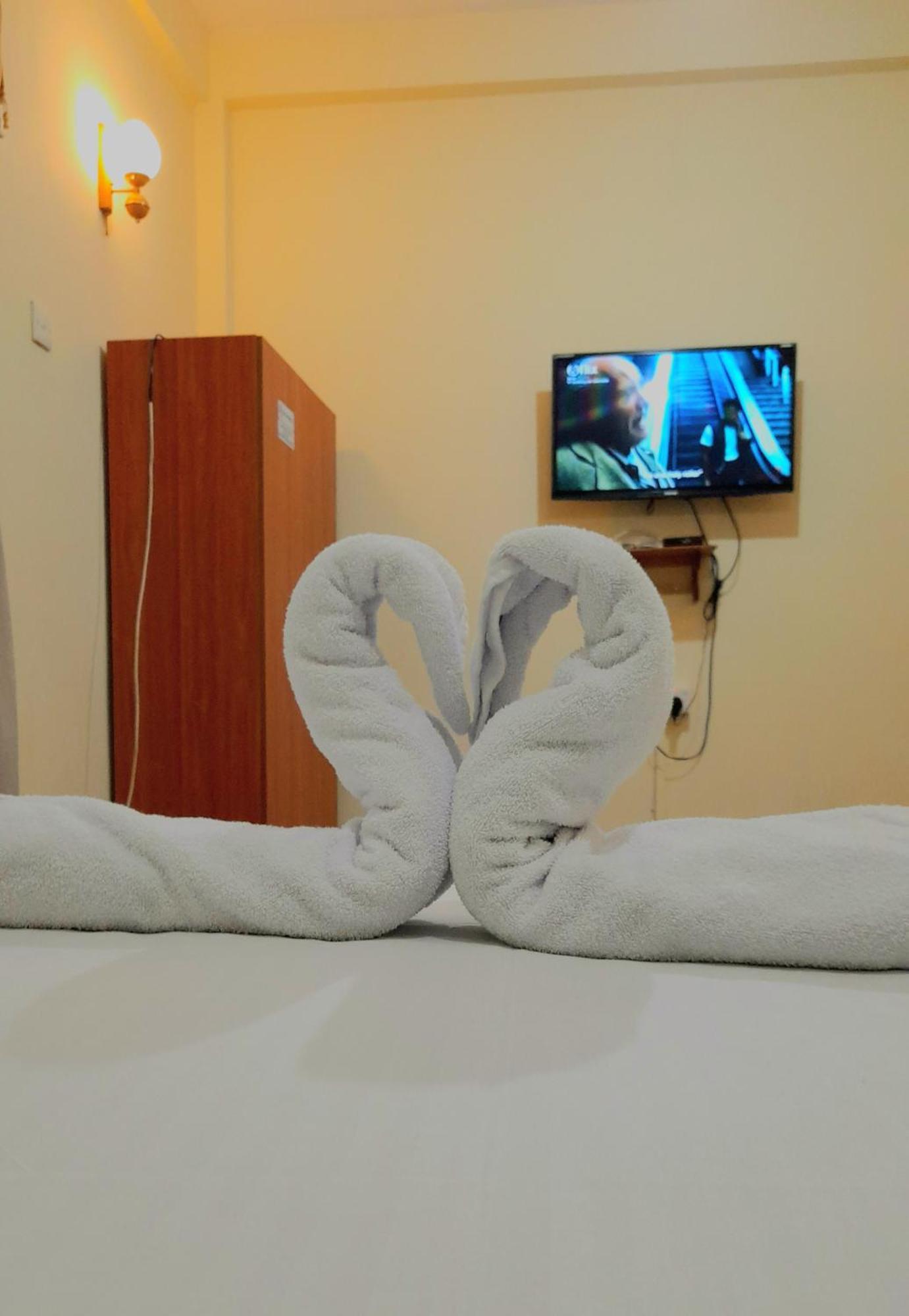 Madara Hotel Хорана Экстерьер фото